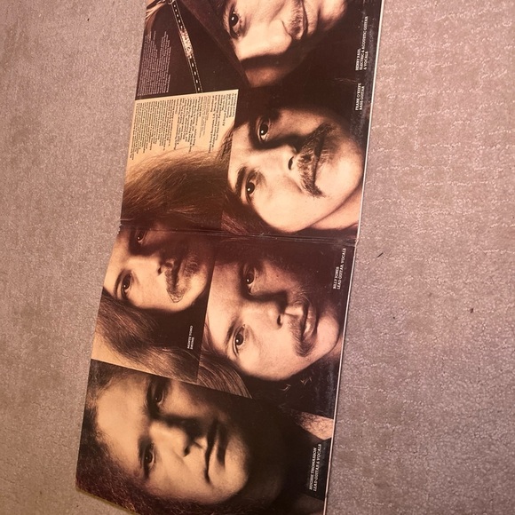 Outlaws Vinyl Record Album from 1975 - Picture 6 of 10